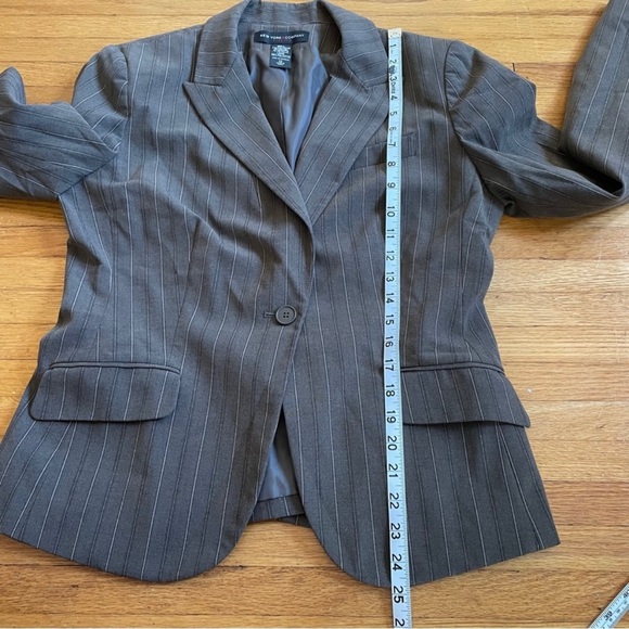 New York & Co Women’s Brown Metallic Gold Striped Blazer Jacket Size 12 - Picture 13 of 13